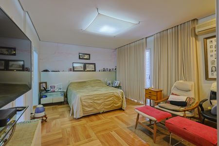 Apartamento à venda com 180m², 4 quartos e 2 vagasSuite