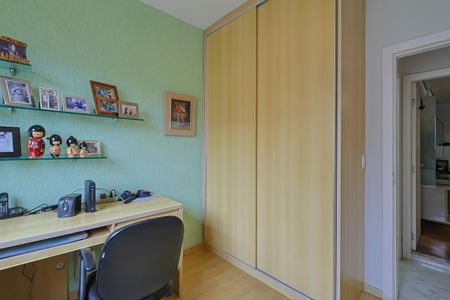 Apartamento à venda com 180m², 4 quartos e 2 vagasQuarto 3