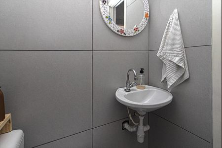 Casa à venda com 110m², 2 quartos e 1 vagabanheiro na área de serviço_3