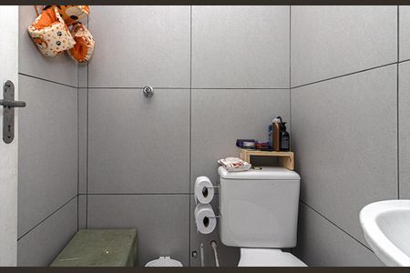 Casa à venda com 110m², 2 quartos e 1 vagabanheiro na área de serviço_2