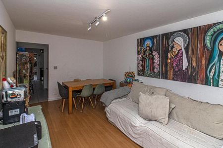 Casa à venda com 110m², 2 quartos e 1 vagasala_4