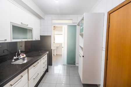 Apartamento à venda com 139m², 3 quartos e 2 vagas Apartamento à venda com 139m², 3 quartos e 2 vagasCozinha