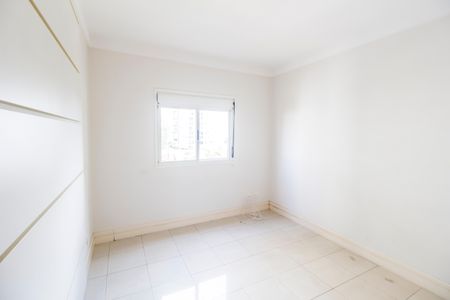 Apartamento à venda com 139m², 3 quartos e 2 vagas Apartamento à venda com 139m², 3 quartos e 2 vagasSuíte