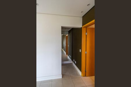 Apartamento à venda com 139m², 3 quartos e 2 vagas Apartamento à venda com 139m², 3 quartos e 2 vagasCorredor