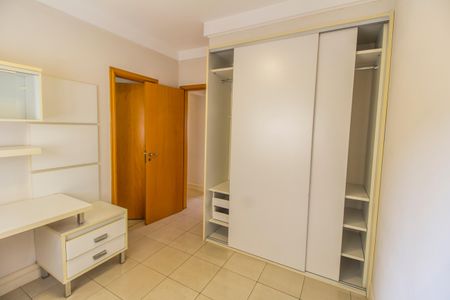 Apartamento à venda com 139m², 3 quartos e 2 vagas Apartamento à venda com 139m², 3 quartos e 2 vagasQuarto 2