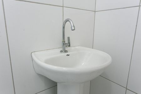 Banheiro de kitnet/studio para alugar com 1 quarto, 20m² em Tatuapé, São Paulo
