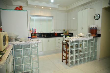 Casa à venda com 192m², 3 quartos e 3 vagasCozinha