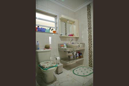 Casa à venda com 192m², 3 quartos e 3 vagasBanheiro Social