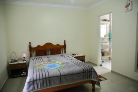 Casa à venda com 192m², 3 quartos e 3 vagasSuíte