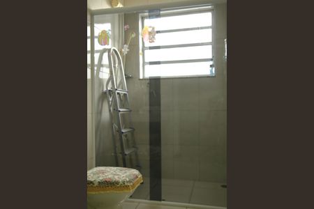 Casa à venda com 192m², 3 quartos e 3 vagasBanheiro da Suíte 