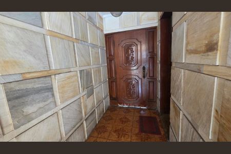 Casa à venda com 181m², 3 quartos e 2 vagas Casa à venda com 181m², 3 quartos e 2 vagasFoto 05