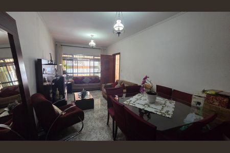 Foto 01 de casa à venda com 3 quartos, 181m² em Vila Prudente, São Paulo