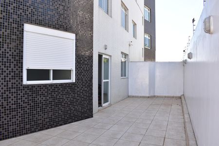 Área externa - Varanda de apartamento para alugar com 2 quartos, 119m² em Tingui, Curitiba