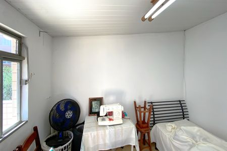 Casa à venda com 320m², 4 quartos e 5 vagas Casa à venda com 320m², 4 quartos e 5 vagasQuarto cobertura