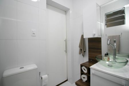 Casa à venda com 140m², 2 quartos e 1 vagaBanheiro 3