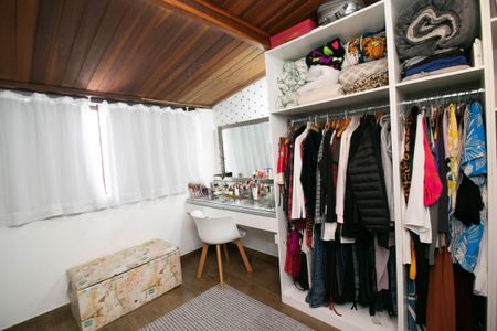 Casa à venda com 140m², 2 quartos e 1 vagaCloset da suíte