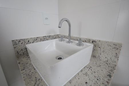 Apartamento à venda com 69m², 2 quartos e 2 vagas Apartamento à venda com 69m², 2 quartos e 2 vagasBanheiro Suíte