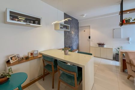 Apartamento à venda com 94m², 3 quartos e 2 vagasSala
