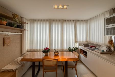 Apartamento à venda com 94m², 3 quartos e 2 vagasVaranda da Sala