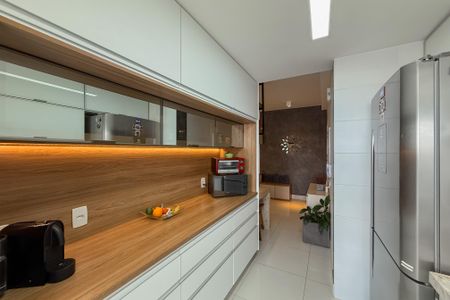 Apartamento à venda com 94m², 3 quartos e 2 vagasCozinha