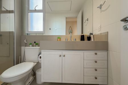 Apartamento à venda com 94m², 3 quartos e 2 vagasBanheiro Social