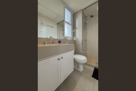 Apartamento à venda com 94m², 3 quartos e 2 vagasBanheiro da Suíte