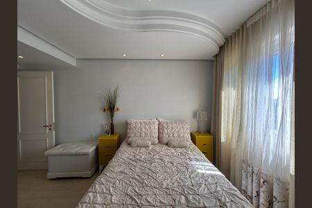 Apartamento à venda com 127m², 3 quartos e 2 vagas Apartamento à venda com 127m², 3 quartos e 2 vagasSuíte