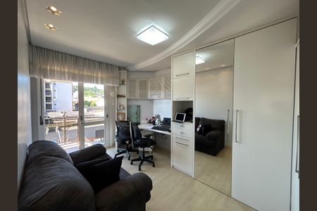 Apartamento à venda com 127m², 3 quartos e 2 vagas Apartamento à venda com 127m², 3 quartos e 2 vagasQuarto 3