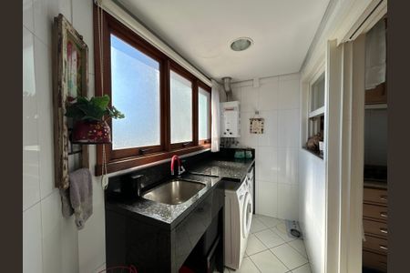 Apartamento à venda com 127m², 3 quartos e 2 vagas Apartamento à venda com 127m², 3 quartos e 2 vagasÁrea de Serviço