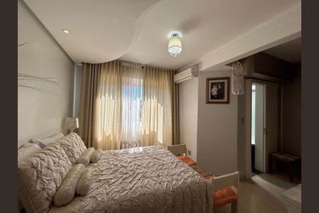 Apartamento à venda com 127m², 3 quartos e 2 vagas Apartamento à venda com 127m², 3 quartos e 2 vagasSuíte