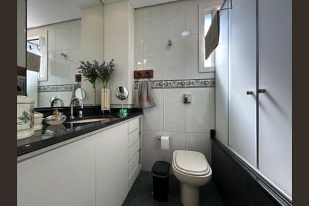 Apartamento à venda com 127m², 3 quartos e 2 vagas Apartamento à venda com 127m², 3 quartos e 2 vagasBanheiro