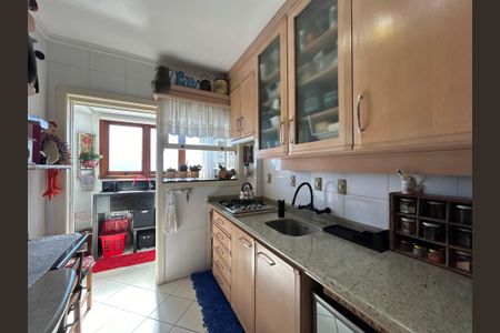 Apartamento à venda com 127m², 3 quartos e 2 vagas Apartamento à venda com 127m², 3 quartos e 2 vagasCozinha