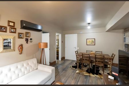 Sala de apartamento para alugar com 1 quarto, 45m² em Bela Vista, Porto Alegre