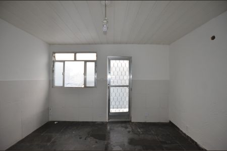 Sala de apartamento para alugar com 2 quartos, 65m² em Marechal Hermes, Rio de Janeiro
