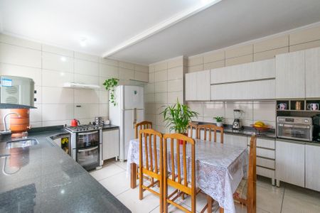 Casa à venda com 130m², 2 quartos e 1 vagaCozinha