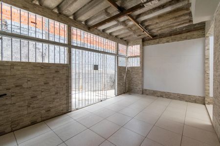 Casa à venda com 130m², 2 quartos e 1 vagaGaragem