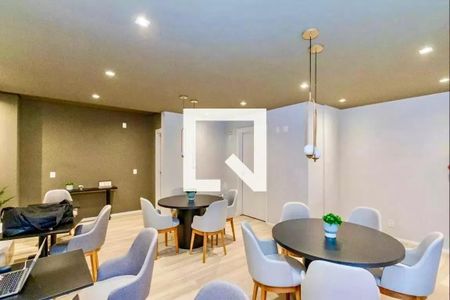 Apartamento à venda com 36m², 2 quartos e sem vagaÁrea comum