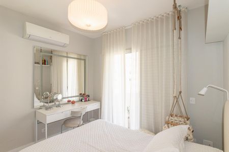 Apartamento à venda com 102m², 3 quartos e 2 vagas Apartamento à venda com 102m², 3 quartos e 2 vagasQuarto 1