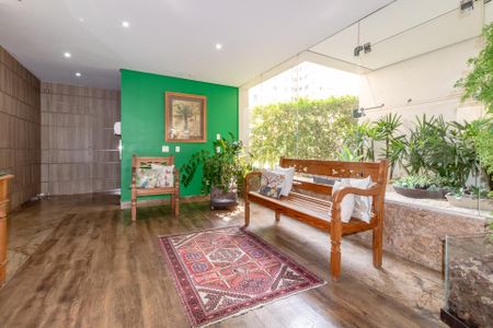 Apartamento à venda com 102m², 3 quartos e 2 vagas Apartamento à venda com 102m², 3 quartos e 2 vagasÁrea comum - Hall de entrada