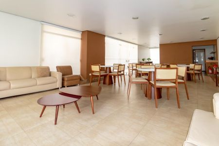 Apartamento à venda com 102m², 3 quartos e 2 vagas Apartamento à venda com 102m², 3 quartos e 2 vagasÁrea comum - Salão de festas