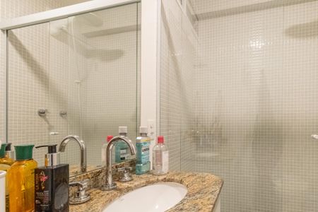 Apartamento à venda com 102m², 3 quartos e 2 vagas Apartamento à venda com 102m², 3 quartos e 2 vagasBanheiro Social