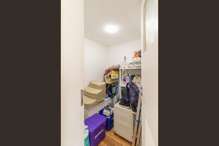 Apartamento à venda com 102m², 3 quartos e 2 vagas Apartamento à venda com 102m², 3 quartos e 2 vagasÁrea de Serviço