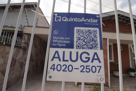 Casa à venda com 180m², 3 quartos e 2 vagas Casa à venda com 180m², 3 quartos e 2 vagasPlaca