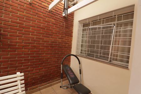 Casa à venda com 180m², 3 quartos e 2 vagas Casa à venda com 180m², 3 quartos e 2 vagasÁrea Externa