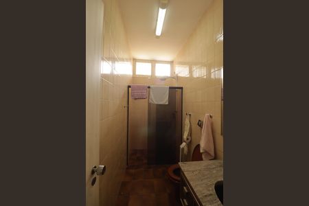 Casa à venda com 180m², 3 quartos e 2 vagas Casa à venda com 180m², 3 quartos e 2 vagasBanheiro da Suíte