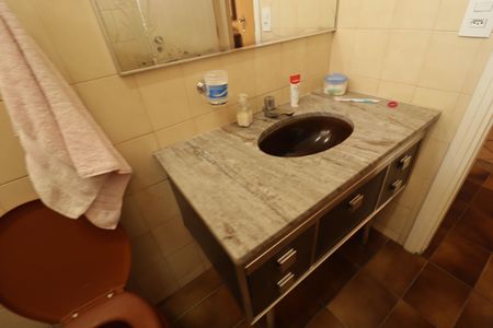 Casa à venda com 180m², 3 quartos e 2 vagas Casa à venda com 180m², 3 quartos e 2 vagasBanheiro da Suíte