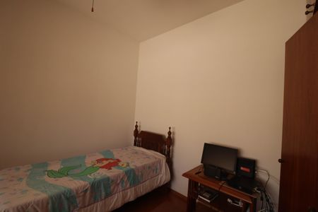 Casa à venda com 180m², 3 quartos e 2 vagas Casa à venda com 180m², 3 quartos e 2 vagasQuarto 1