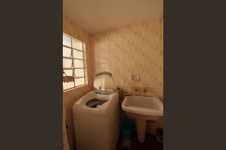 Casa à venda com 180m², 3 quartos e 2 vagas Casa à venda com 180m², 3 quartos e 2 vagasÁrea de Serviço