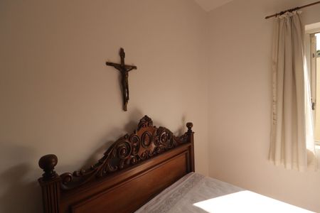 Casa à venda com 180m², 3 quartos e 2 vagas Casa à venda com 180m², 3 quartos e 2 vagasQuarto 2