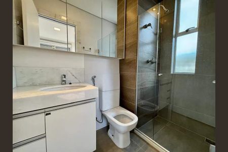 Banheiro da Suíte 1 de apartamento para alugar com 3 quartos, 80m² em Sion, Belo Horizonte
